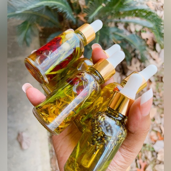 Sex on the Bayou Ylang-Ylang Oil - Picture 4 of 5